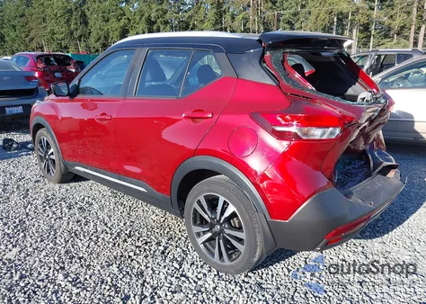 2019 Nissan Kicks Sr from USA, damaged, VIN 3N1CP5CU8KL559700